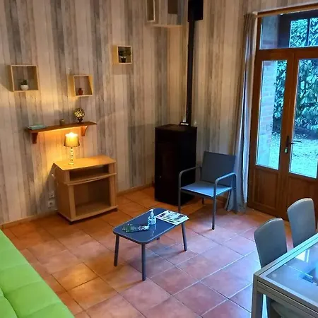 Suite Dans Le Jardin Du Chateau Agonges Esterno foto
